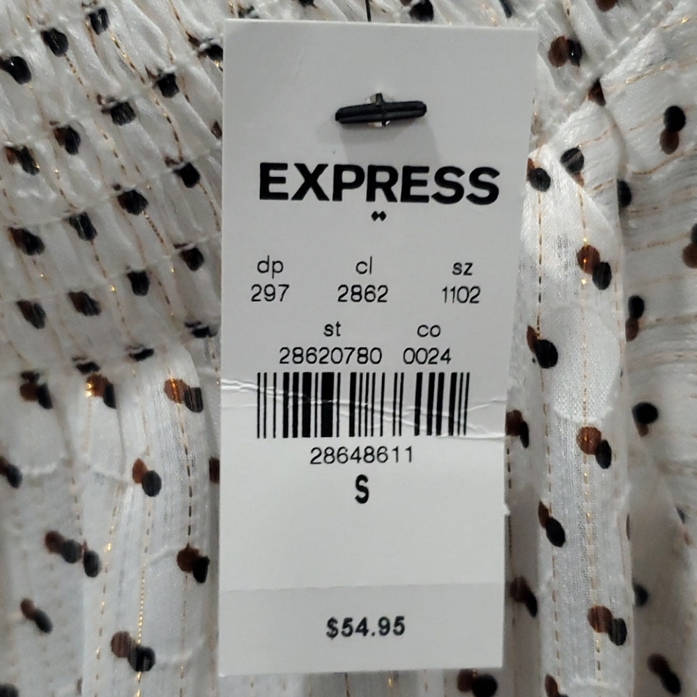 Express White Top - Picture 8 of 8